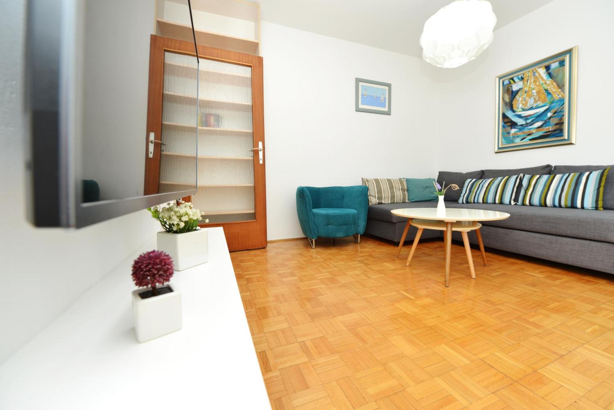 Ema Old Town Apartment