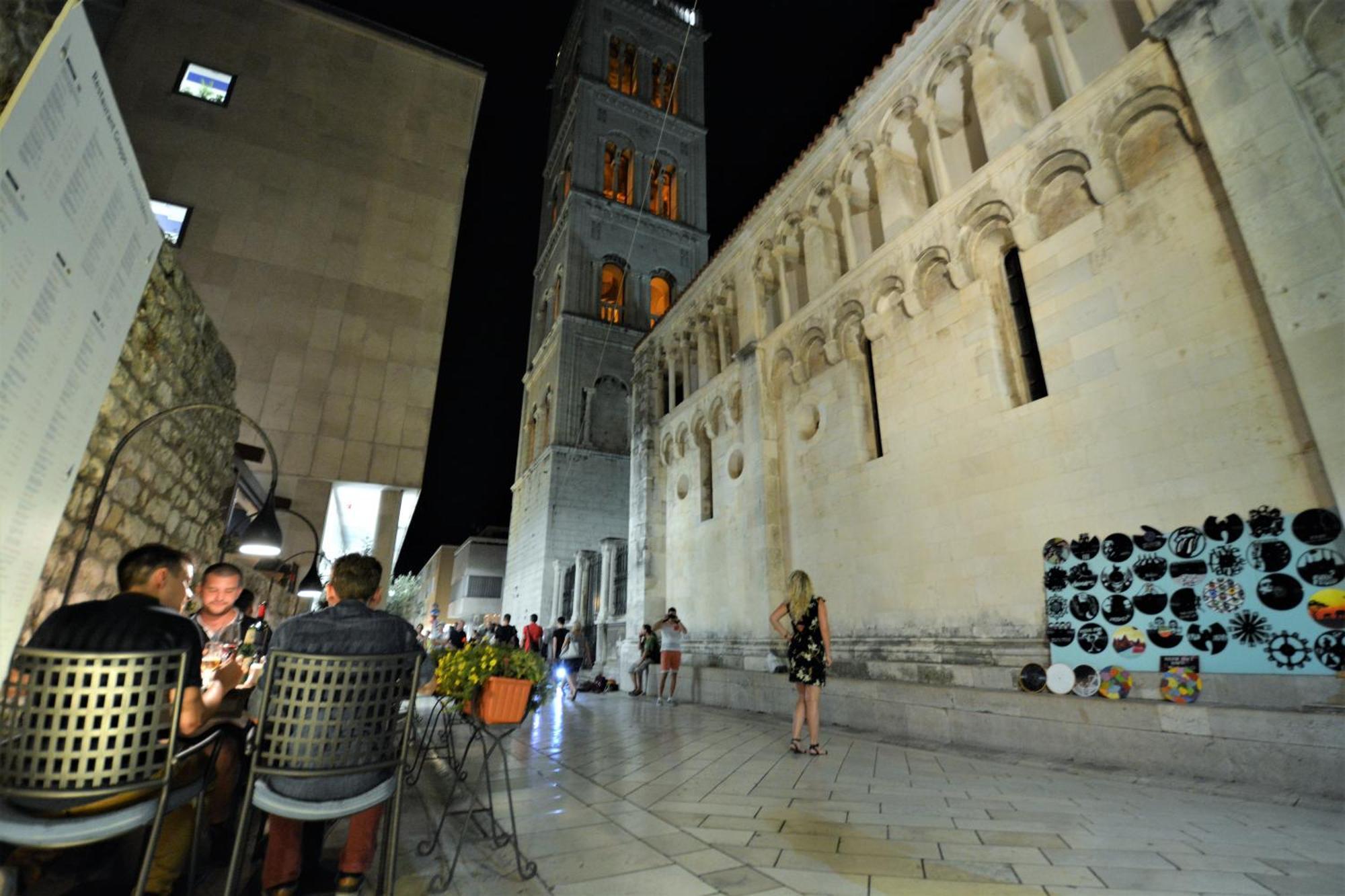 Apartment Ema Old Town Zadar