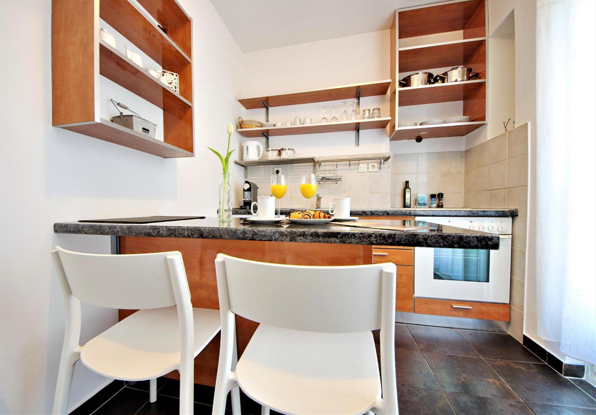 Ema Old Town Apartment *